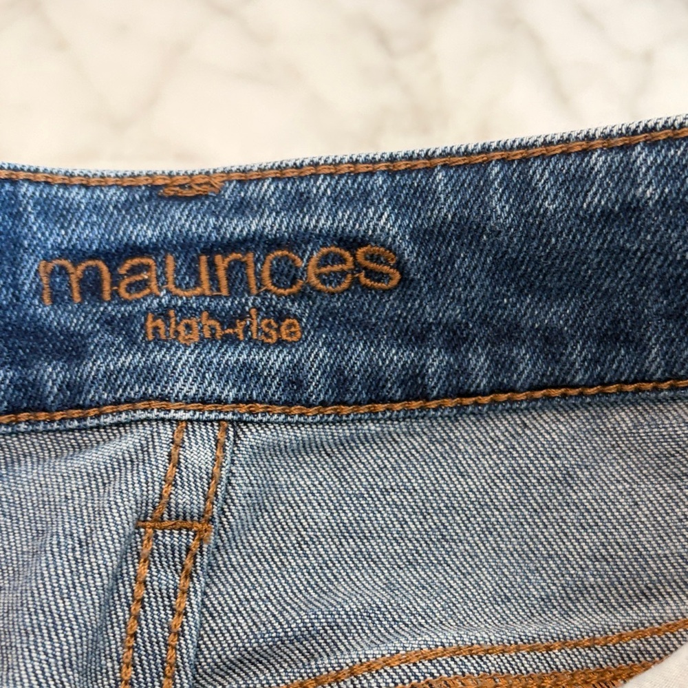 Maurices Women's Dark Blue Distressed Skinny Jeans Size 2 - Picture 2 of 5
